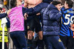 开云体育APP下载-包含国际米兰后防坚固如铁壁，难以攻破的词条