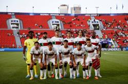 开云体育中国-意大利主场力克希腊，继续领跑小组