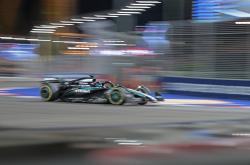 开云下载-雷诺车队碾压红牛二队，拉塞尔惊艳四座的简单介绍