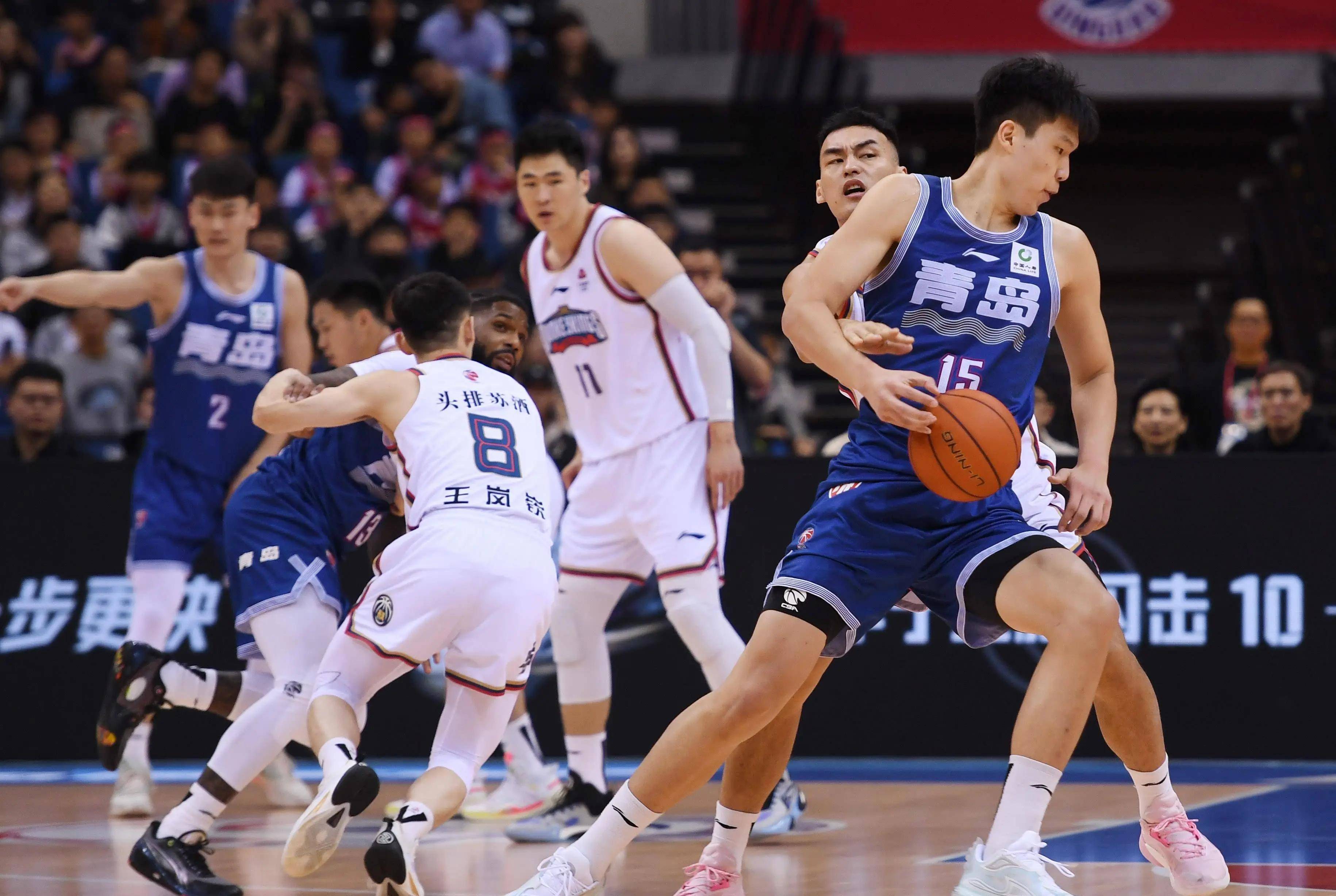深圳男篮惊险PK浙江队，成功晋级！