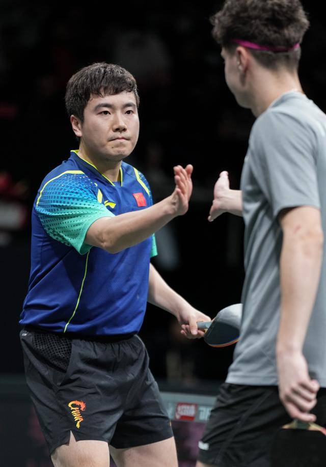 罗马尼亚选手喜中有泪,情深义重的简单介绍 罗马尼亚选手喜中有泪,情深义重的简单介绍