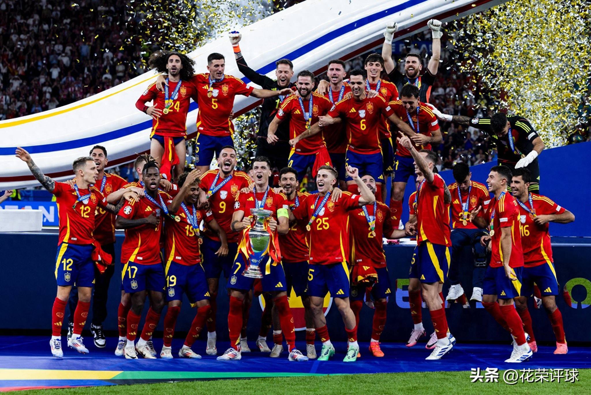 精彩纷呈的足球盛宴吸引众多球迷