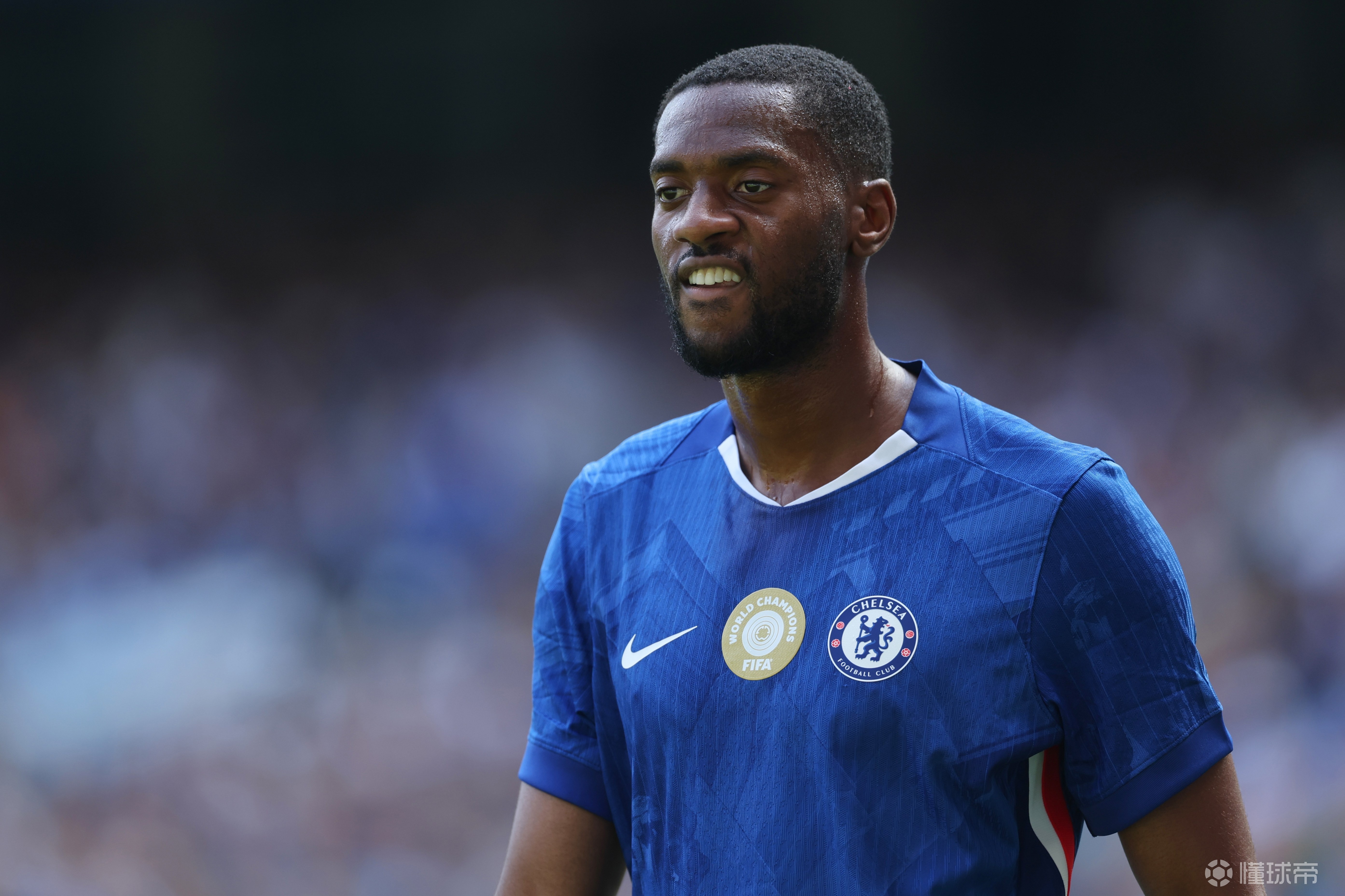 切尔西队员因伤下场，队伍或受影响的简单介绍