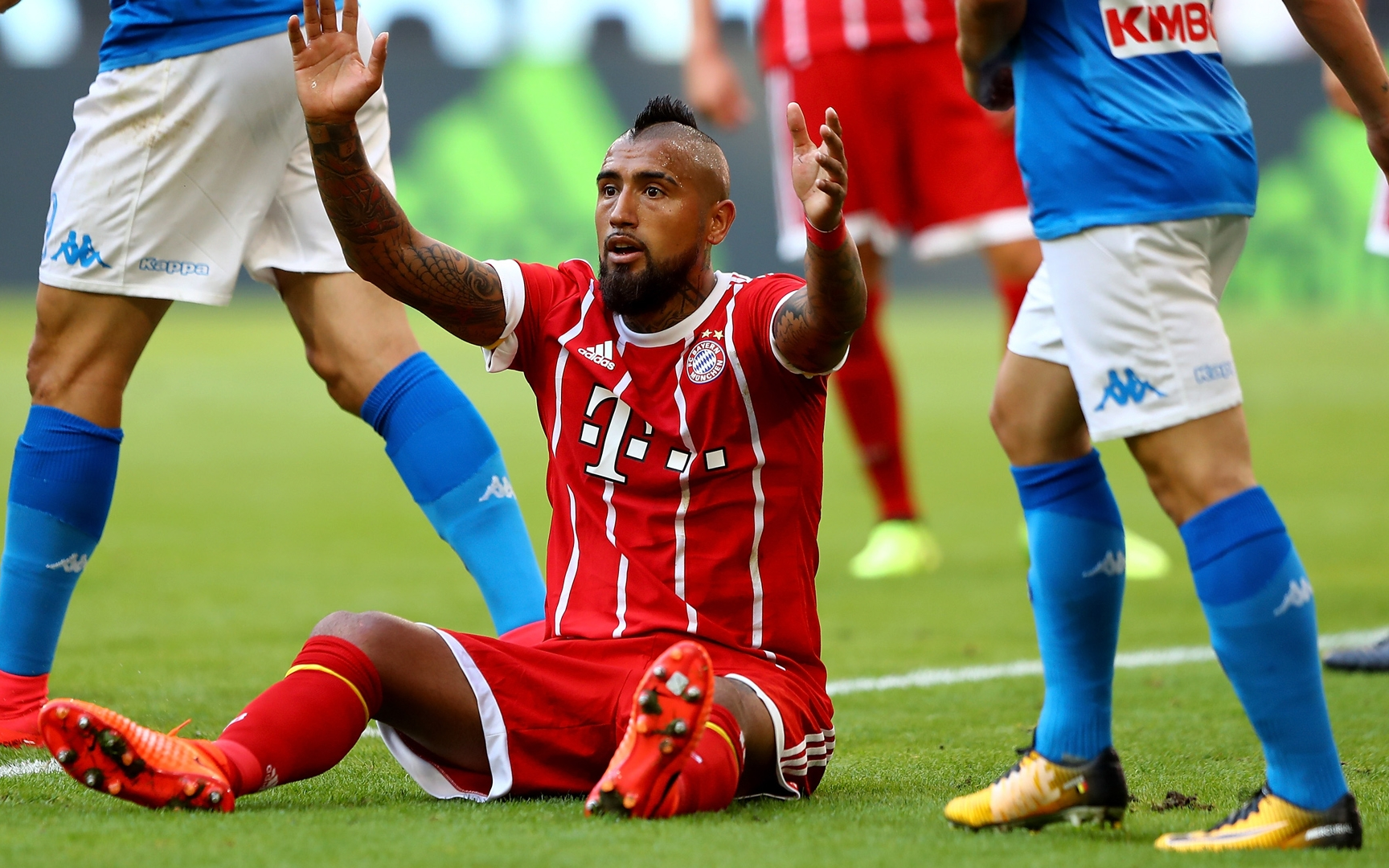 包含那不勒斯轻取拜仁，博格巴2一己之力扛起全队的词条