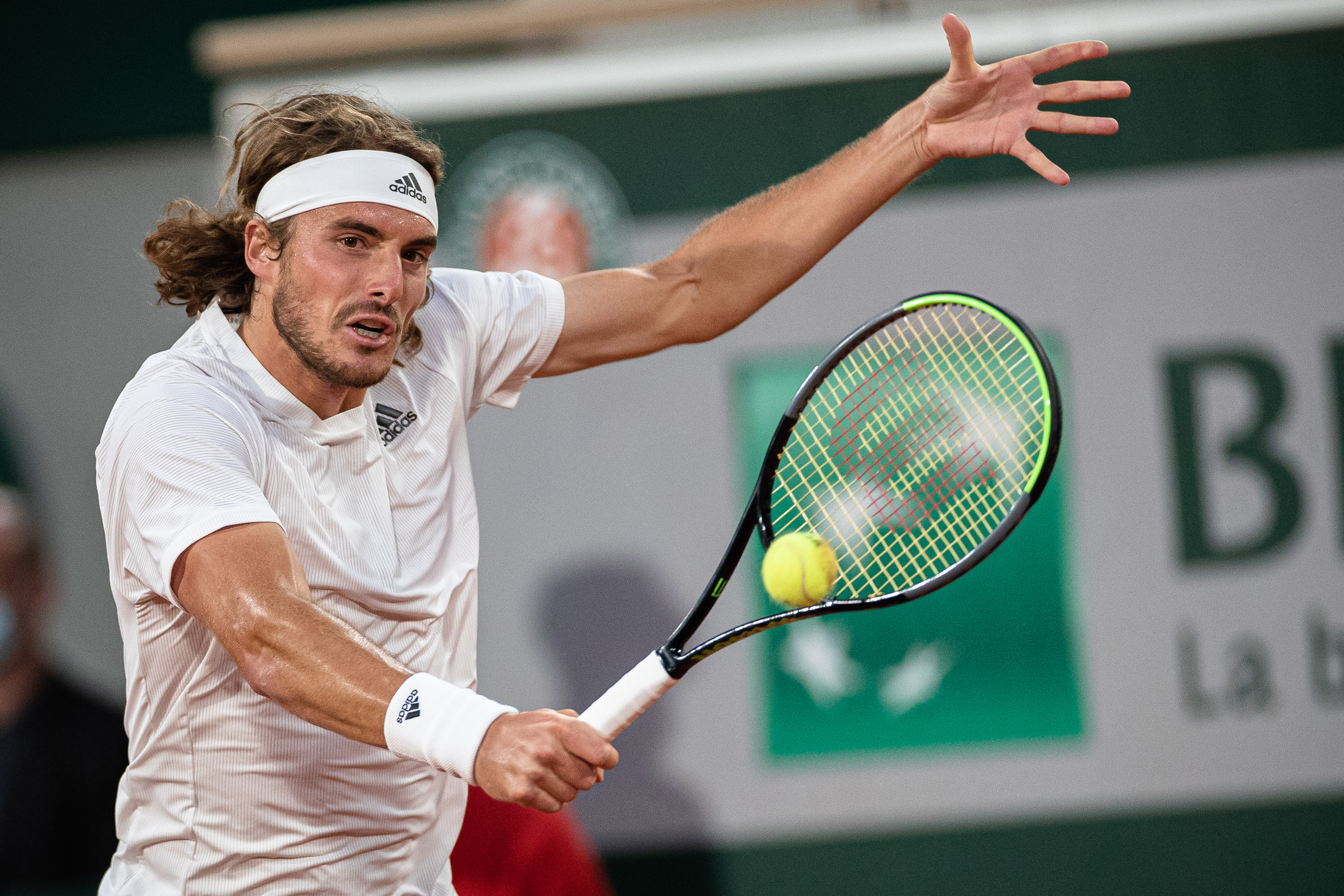 意大利网球队险胜美国网球队,西西帕斯制霸全场的简单介绍 意大利网球队险胜美国网球队,西西帕斯制霸全场的简单介绍